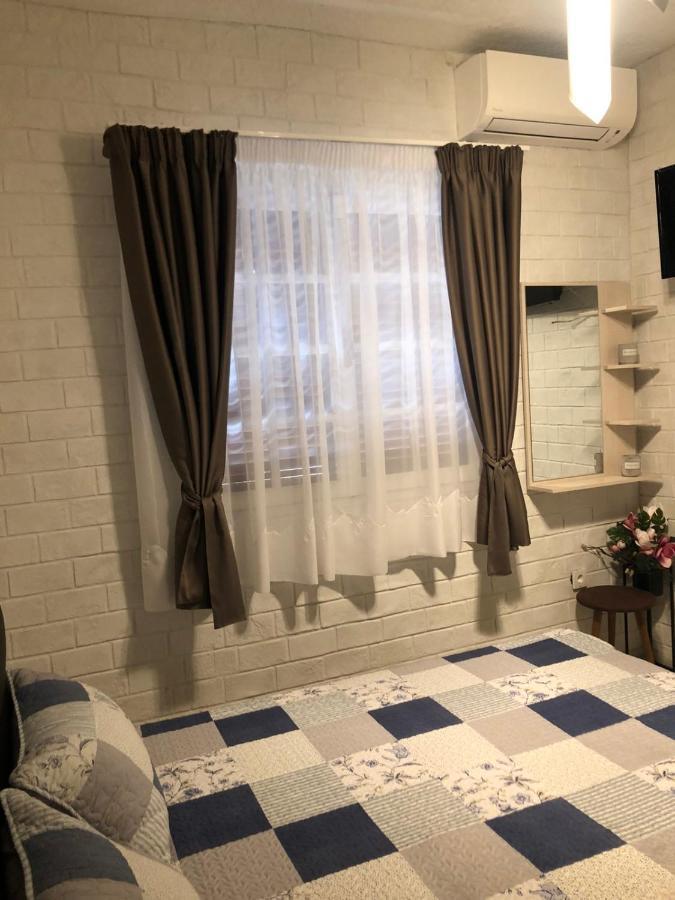 Guest House Costa 2 Kariani Ngoại thất bức ảnh